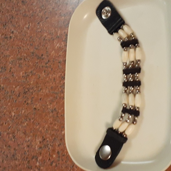 Vintage! southwest style leather, silver, and bone bracelet - Picture 2 of 4
